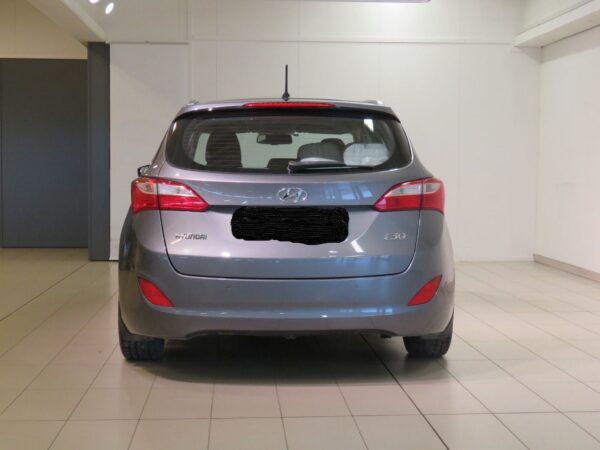 4 Hyundai i30