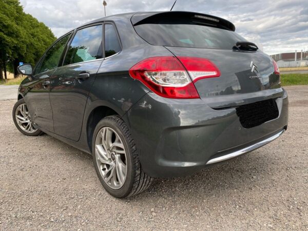 4 Citroen C4