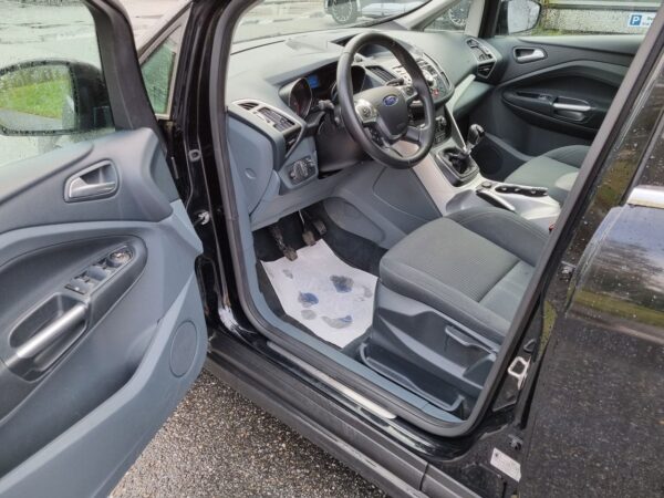 4 Ford C-Max