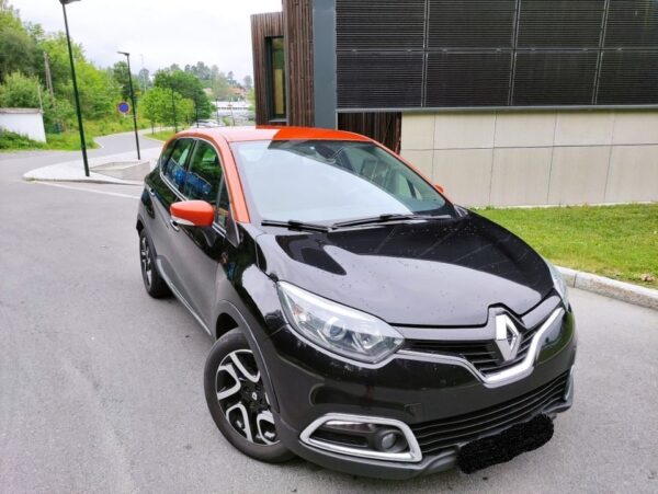 4 Renault Clio