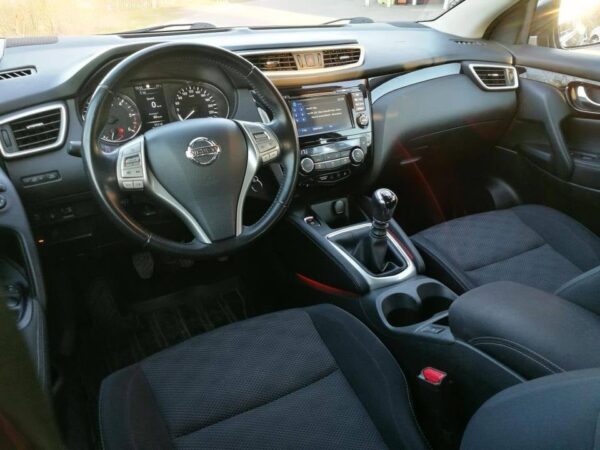 5 Nissan Qashqai