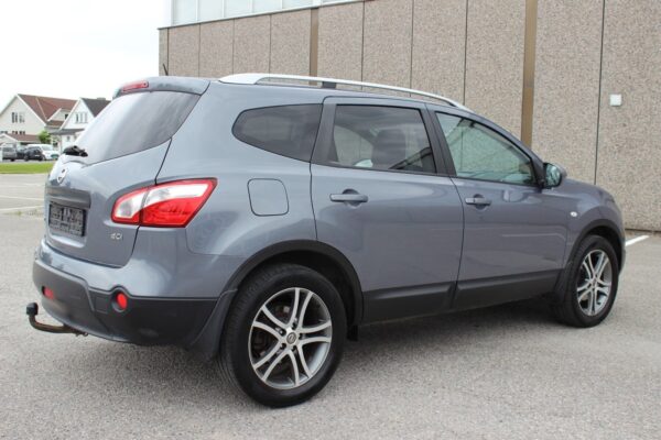 5 Nissan Qashqai +2