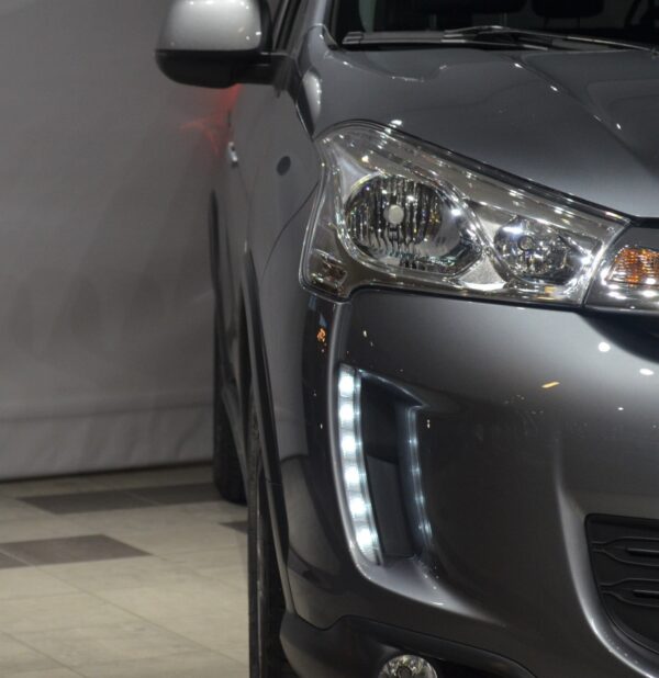 5 Citroen C4