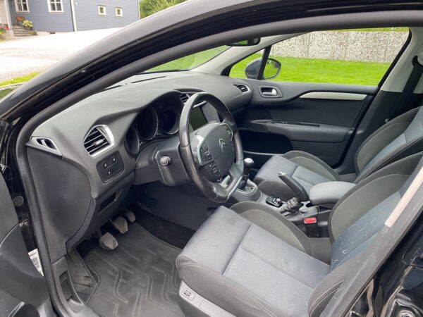 5 Citroën C4