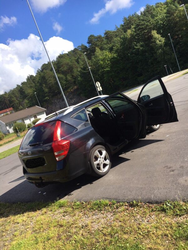 5 Kia Ceed