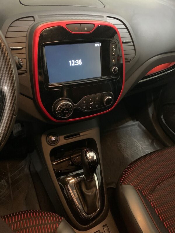 5 Renault Captur