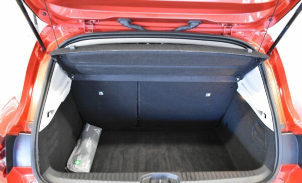 5 Renault Clio