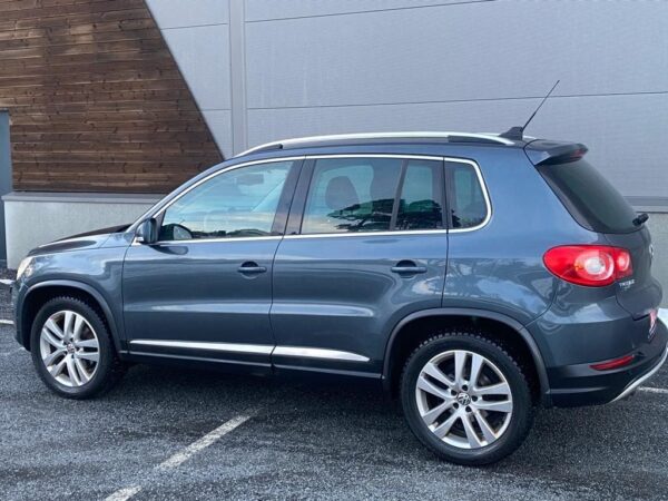 5 Volkswagen Tiguan