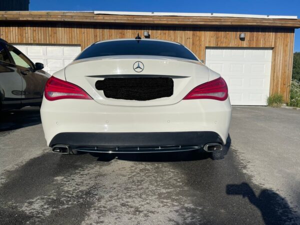 5 Mercedes-Benz CLA