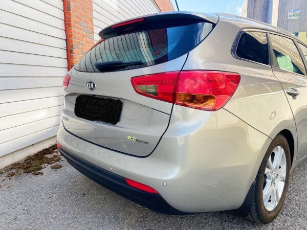 5 Kia Cee'd