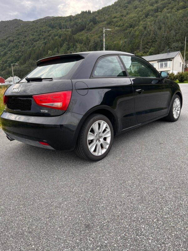 5 Audi A1