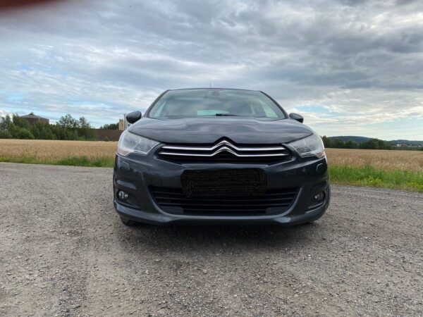 5 Citroen C4