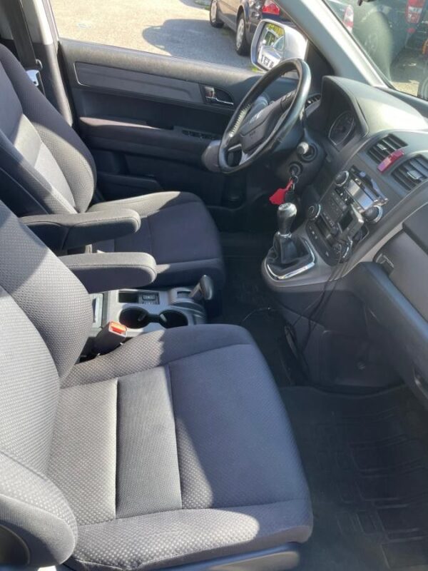 6 Honda CR-V