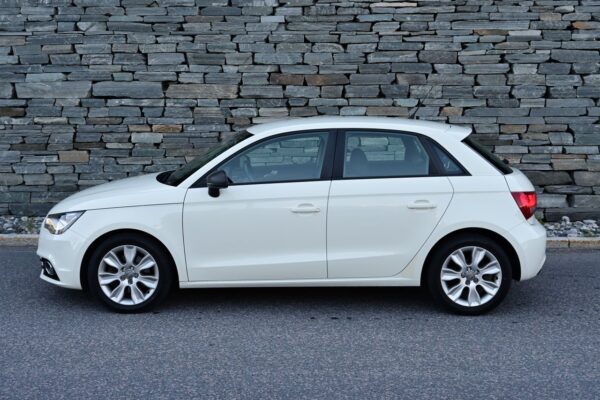 6 Audi A1
