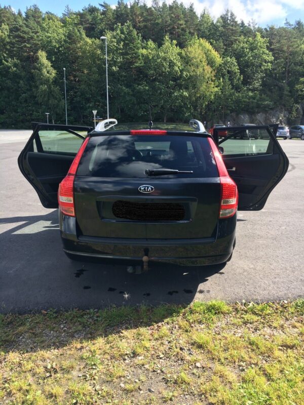 6 Kia Ceed