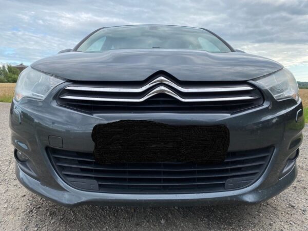 6 Citroen C4