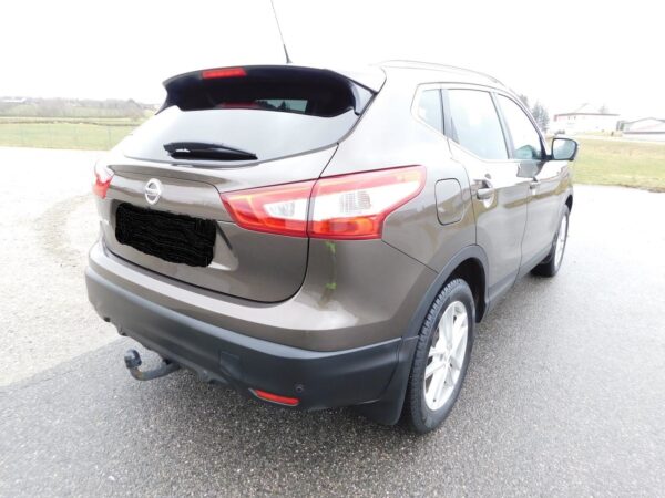 6 Nissan Qashqaï