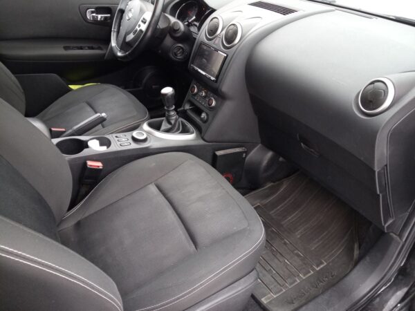 6 Nissan Qashqai +2