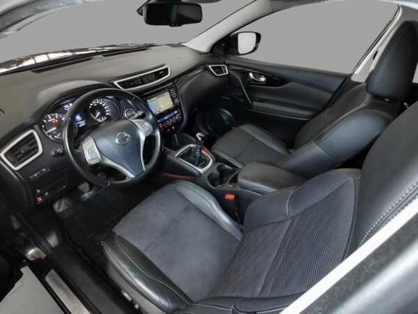 7 Nissan Qashqai