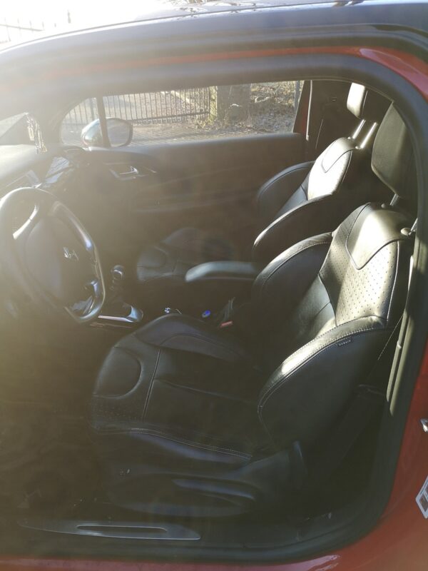 7 Citroën DS3