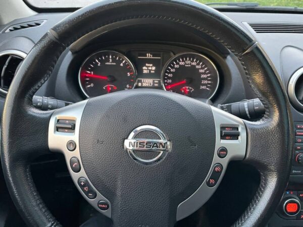 7 Nissan Qashqai