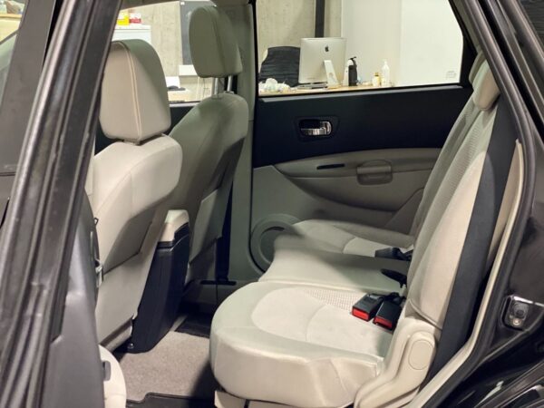 7 Nissan Qashqai +2