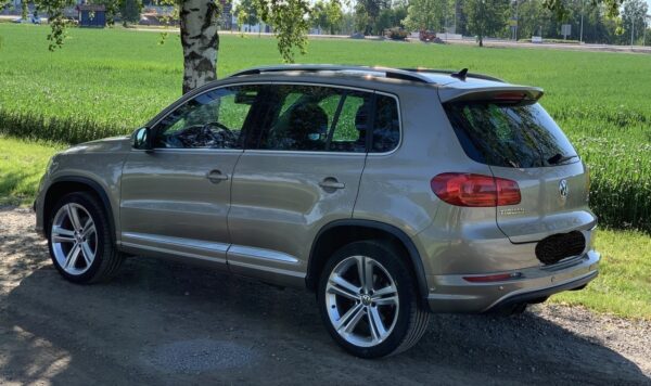 7 Volkswagen Tiguan