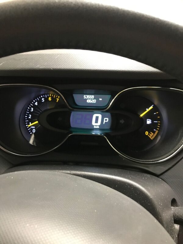 7 Renault Captur