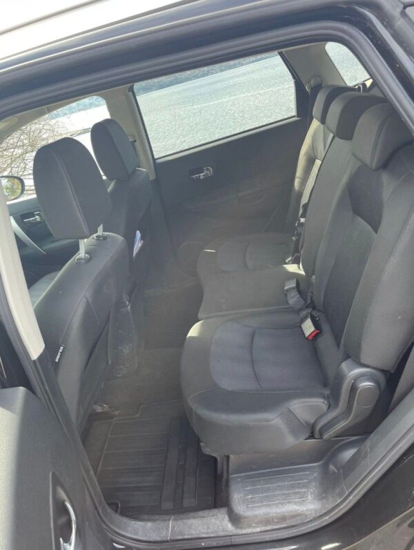 7 Nissan Qashqai +2
