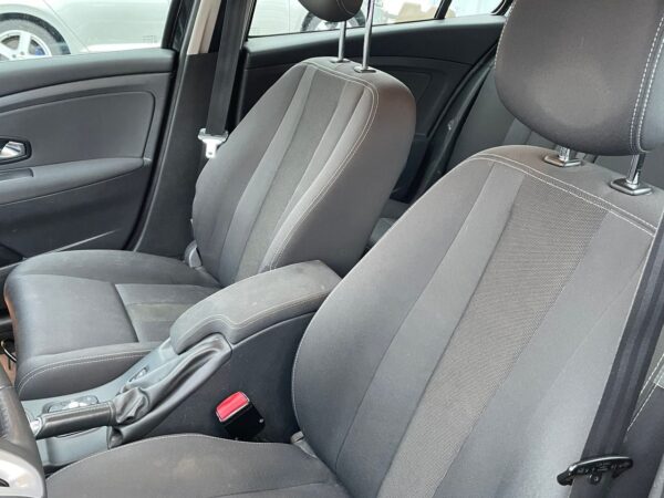 7 Renault Mégane