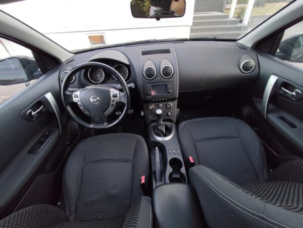 7 Nissan Qashqai +2