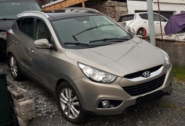 7 Hyundai ix35