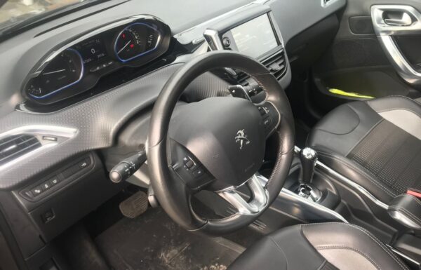 7 Peugeot 2008