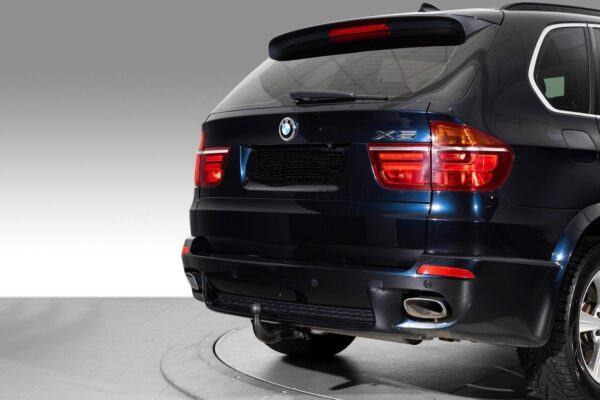 7 BMW X5