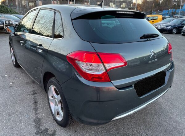 7 Citroën C4