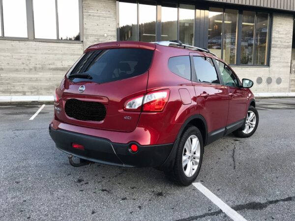 7 Nissan Qashqai +2