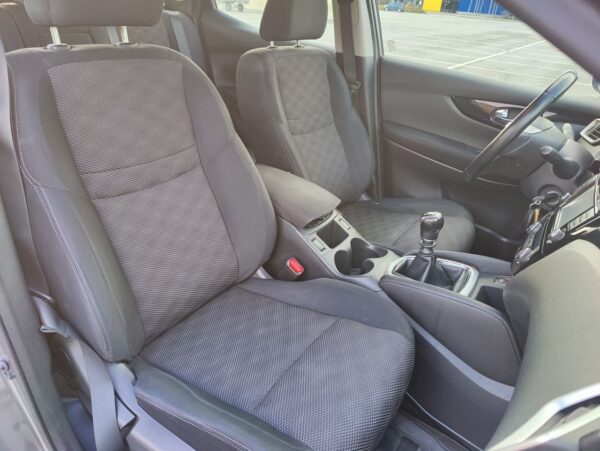 7 Nissan Qashqai