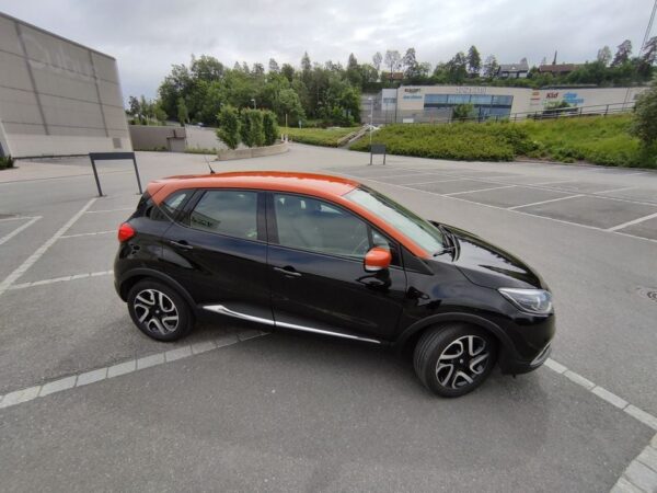 7 Renault Clio