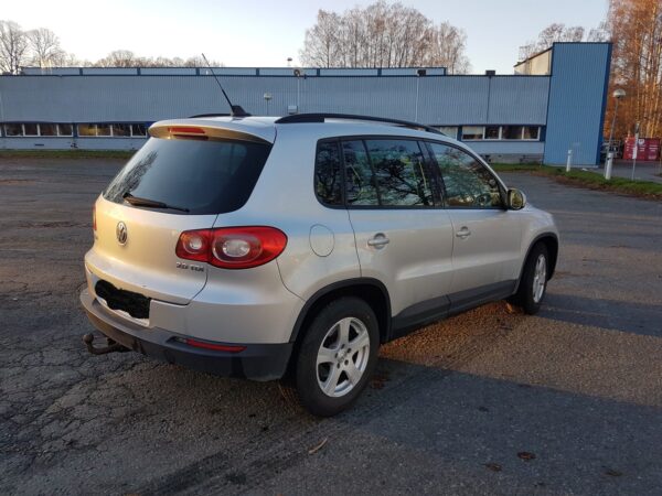 8 Volkswagen Tiguan