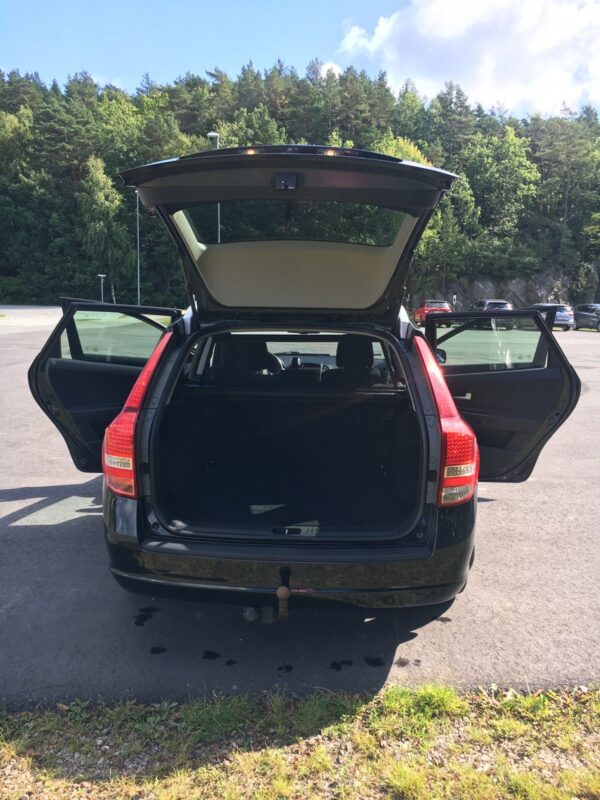 8 Kia Ceed