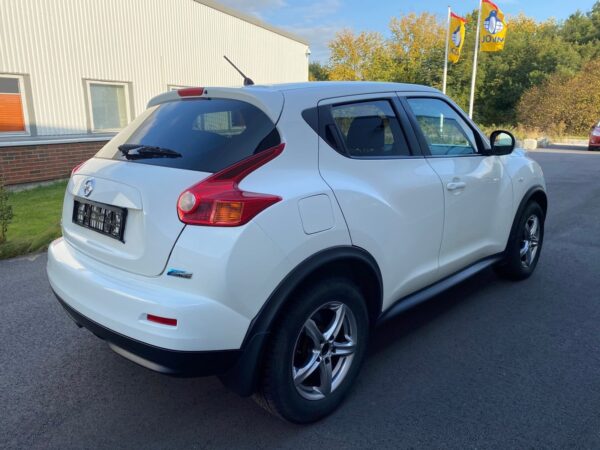 8 Nissan juke