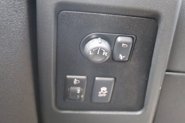8 Nissan Qashqai