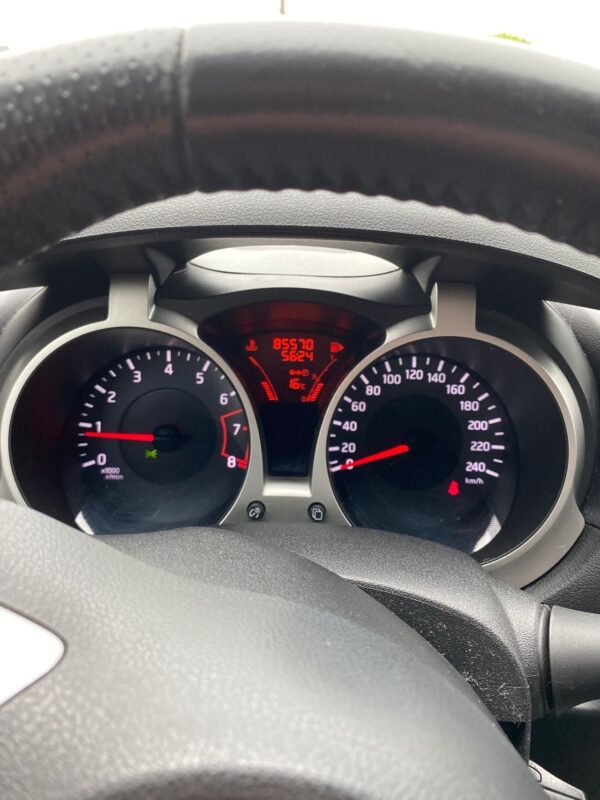 8 Nissan juke