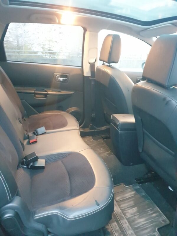 8 Nissan Qashqai +2