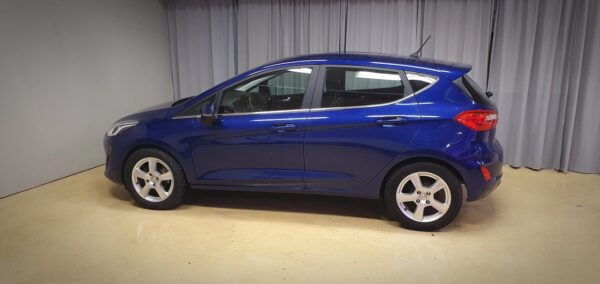 8 Ford Fiesta
