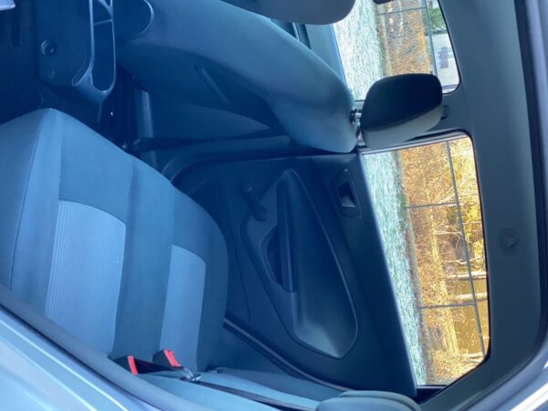 8 Ford Fiesta