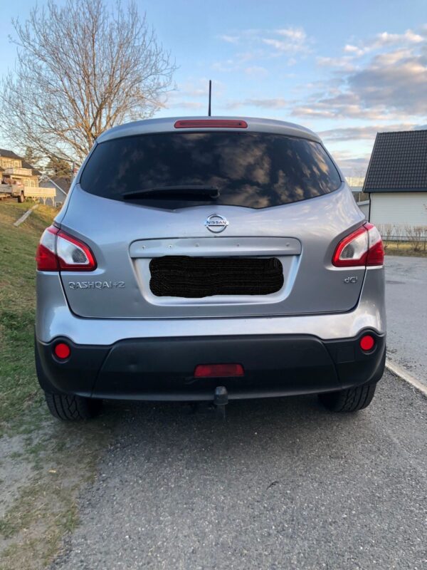 8 Nissan Qashqai +2