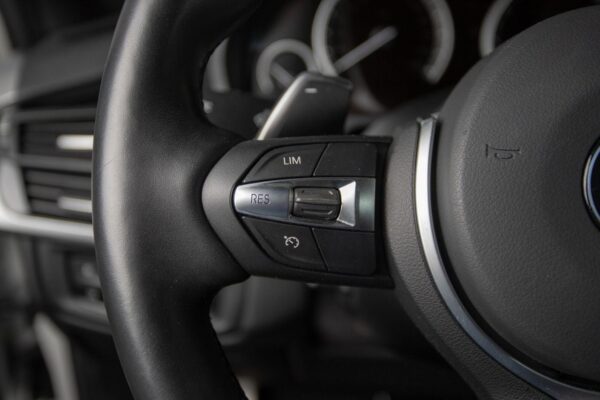 8 BMW X5