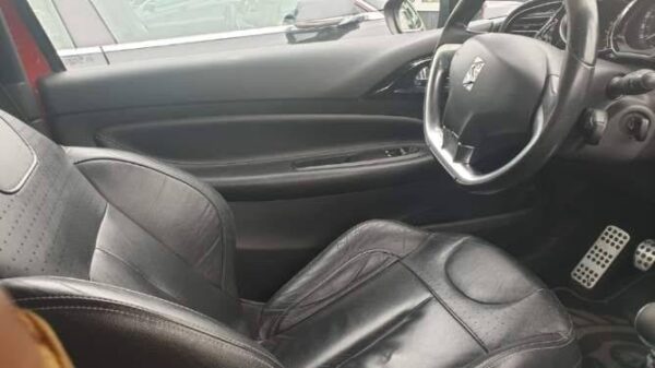 9 Citroën DS3