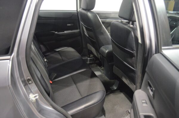 9 Citroen C4